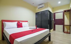 Reddoorz @ Batu Aji Batam 2 Guest House